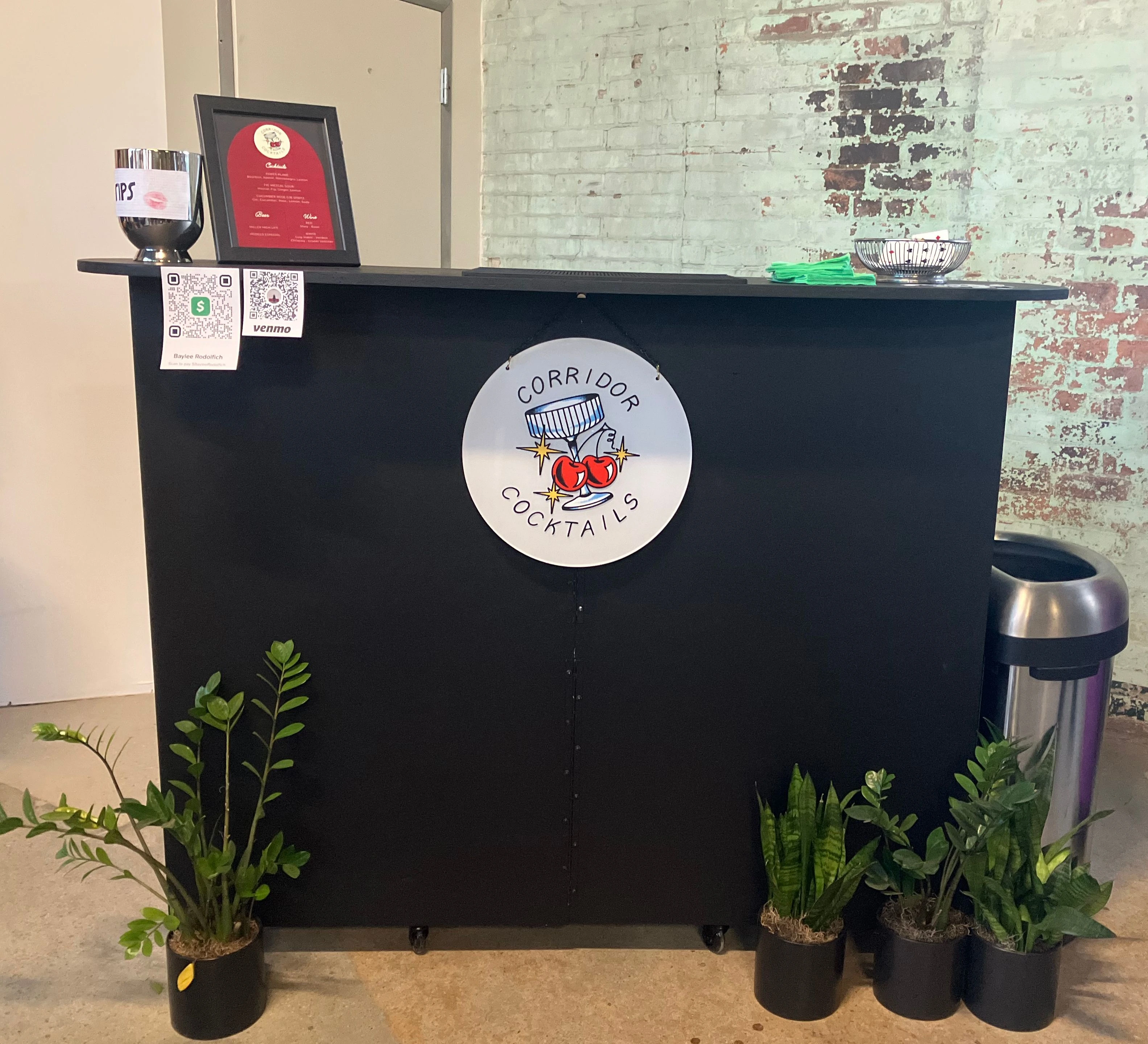 Portable mini bar setup